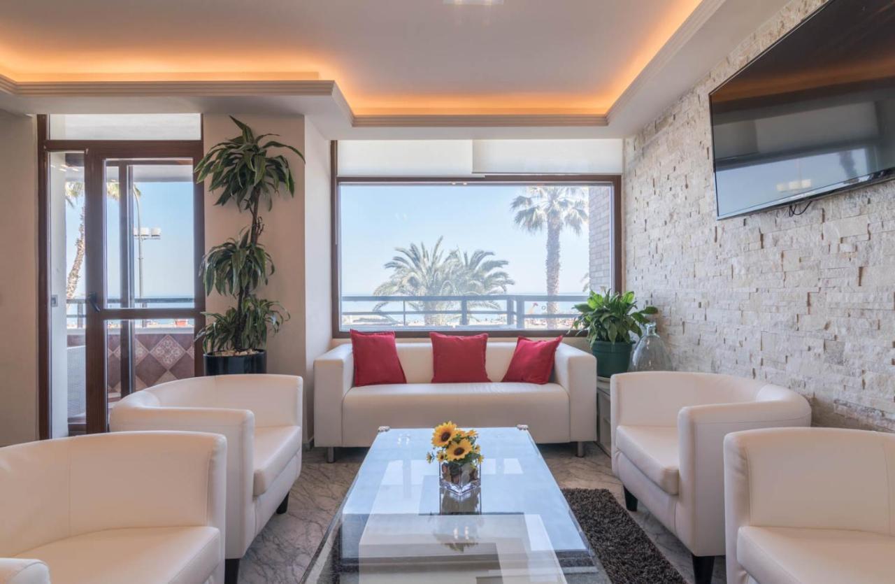 Апартаменти New Luxury Premium Малага Екстер'єр фото